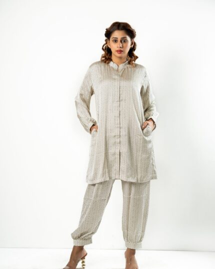 Ledies Two Piece Set Cream